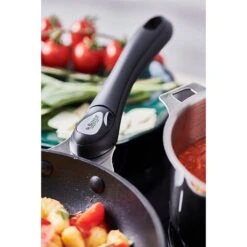 De Buyer Manche Amovible Noir 5 De Buyer Manche Amovible Noir -Magasin D'Articles De Cuisine 01171 1 1 Manche amovible noir De Buyer