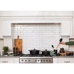 Le Creuset Cocotte Fonte Ovale 29 Cm Noir -Magasin D'Articles De Cuisine 213200 1 2 Cocotte fonte ovale 29 cm noir Le Creuset