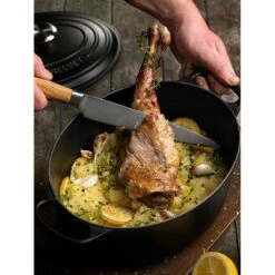 Le Creuset Cocotte Fonte Ovale 29 Cm Noir -Magasin D'Articles De Cuisine 213200 2 2 Cocotte fonte ovale 29 cm noir Le Creuset