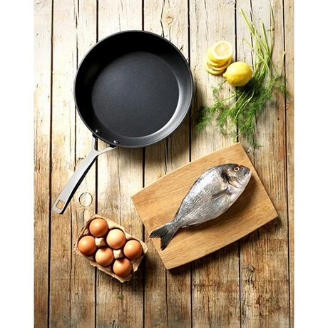 Le Creuset Poêle 24 Cm Les Forgées 4 Le Creuset Poêle 24 Cm Les Forgées – Image 2