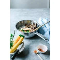 Casserole Inox Castel'Pro 20 Cm -Magasin D'Articles De Cuisine 274062 1 4 Casserole inox Castel Pro 20 cm Cristel