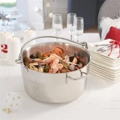 Lot Bassine à Confiture Inox 30 Cm Et Entonnoir 14 Cm -Magasin D'Articles De Cuisine 279114 1 1 Lot bassine a confiture inox 30 cm et entonnoir 14 cm Mathon