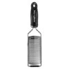 Microplane Râpe à Fromage Fine Gourmet Noire -Magasin D'Articles De Cuisine 478014 0 1 Rape a fromage fine Gourmet noire Microplane