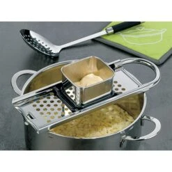 Mandoline à Spaetzle Courts -Magasin D'Articles De Cuisine 478028 3 2 Mandoline a spaetzle courts Kela