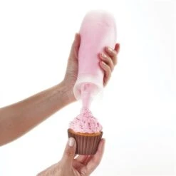 Flacon Souple Verseur En Silicone Avec 5 Douilles -Magasin D'Articles De Cuisine 51055 3 6 Flacon souple verseur en silicone avec 5 douilles Mathon