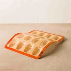 Plaque De 16 Empreintes Madeleines -Magasin D'Articles De Cuisine 512149 2 3 Plaque de 16 empreintes madeleines Silpat