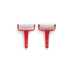 Lekue Kit 19 Petits Fours Avec Découpoirs Et Roulettes -Magasin D'Articles De Cuisine 601174 2 3 Kit 19 petits fours avec decoupoirs et roulettes Lekue