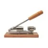 Casse Noix Avec Support Bois Et Inox -Magasin D'Articles De Cuisine 603110 0 1 Casse noix avec support bois et inox Baumalu