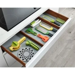 Joseph Joseph Presse-ail Lame D'essuie-glace CleanForce -Magasin D'Articles De Cuisine 606037 4 1 Presse ail lame d essuie glace CleanForce Joseph Joseph