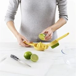 Joseph Joseph Presse-agrumes JuiceMax 9 Joseph Joseph Presse-agrumes JuiceMax -Magasin D'Articles De Cuisine 606038 2 1 Presse agrumes JuiceMax Joseph Joseph
