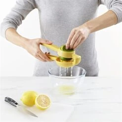 Joseph Joseph Presse-agrumes JuiceMax 11 Joseph Joseph Presse-agrumes JuiceMax -Magasin D'Articles De Cuisine 606038 4 1 Presse agrumes JuiceMax Joseph Joseph