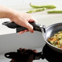 Manche Amovible Clipsable Pour Poêles Effet Pierre Et Délice -Magasin D'Articles De Cuisine 60652 1 1 Manche amovible clipsable pour Poeles Effet Pierre et Delice Mathon