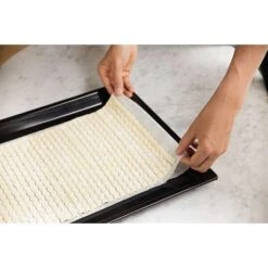 Roulette Découpe Pâte Pour Gressins 9 Roulette Découpe Pâte Pour Gressins -Magasin D'Articles De Cuisine 653411 2 2 Roulette decoupe pate pour gressins Betty Bossi