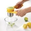 Joseph Joseph Presse Agrumes Helix -Magasin D'Articles De Cuisine 670147 0 3 Presse agrumes Helix Joseph Joseph