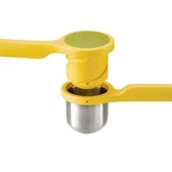 Joseph Joseph Presse Agrumes Helix 8 Joseph Joseph Presse Agrumes Helix -Magasin D'Articles De Cuisine 670147 2 3 Presse agrumes Helix Joseph Joseph