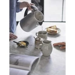 Cuisinart Bouilloire électrique Sans Fil 1,7 L 3000 W CPK17SE -Magasin D'Articles De Cuisine 702013 2 2 Bouilloire electrique sans fil 1 7 L 3000 W CPK17SE Cuisinart