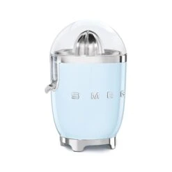 Smeg Presse-agrumes électrique Bleu Azur 70 W CJF01PBEU 8 Smeg Presse-agrumes électrique Bleu Azur 70 W CJF01PBEU -Magasin D'Articles De Cuisine 728026 2 1 Presse agrumes electrique bleu azur 70 W CJF01PBEU Smeg