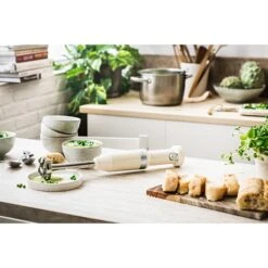 KitchenAid Mixeur Plongeant Sans Fil Crème 5KHBBV53EAC -Magasin D'Articles De Cuisine 761122 3 1 Mixeur plongeant sans fil creme 5KHBBV53EAC Kitchenaid